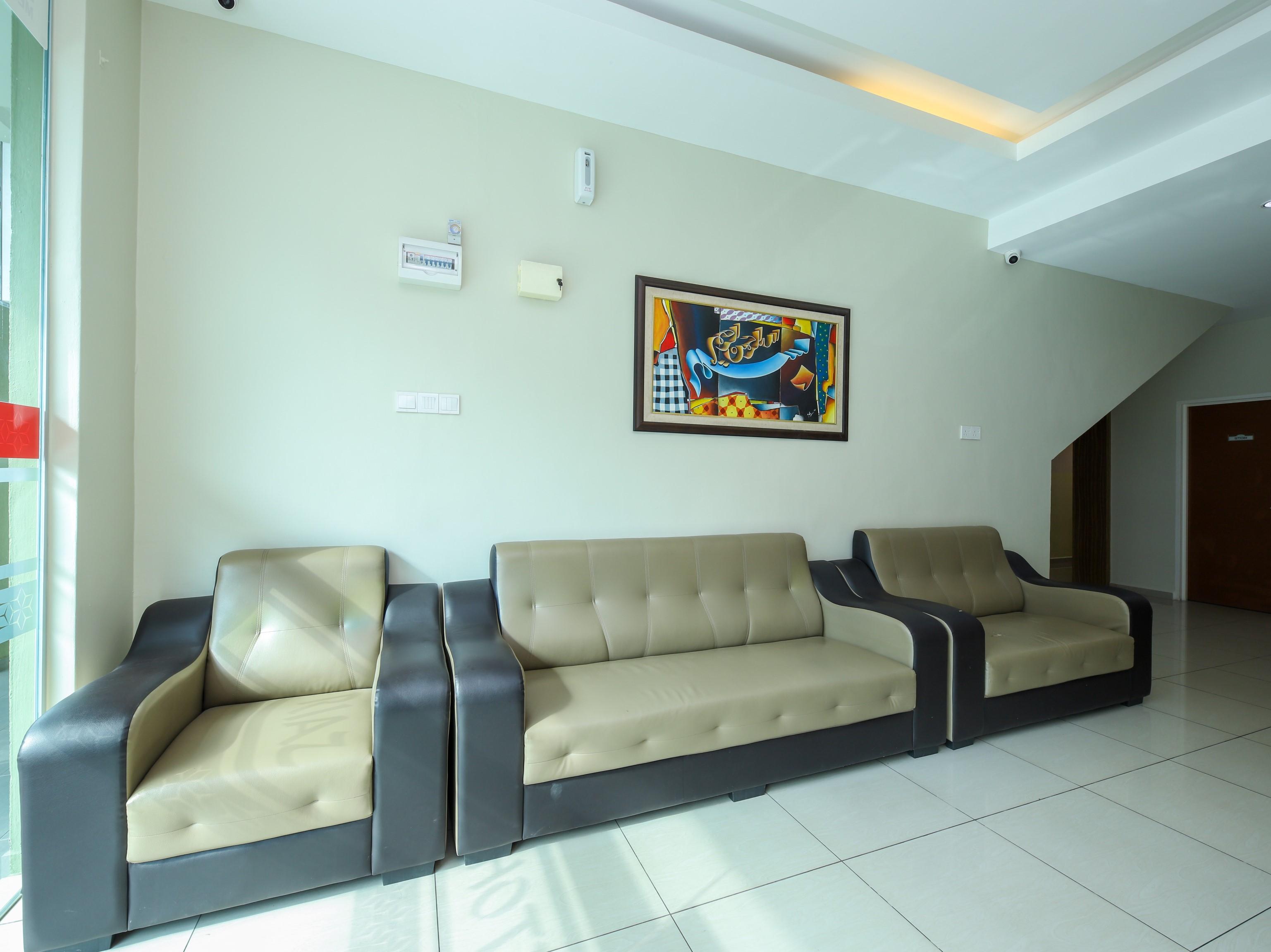Oyo 89839 Riaz Hotel Malacca Exteriör bild